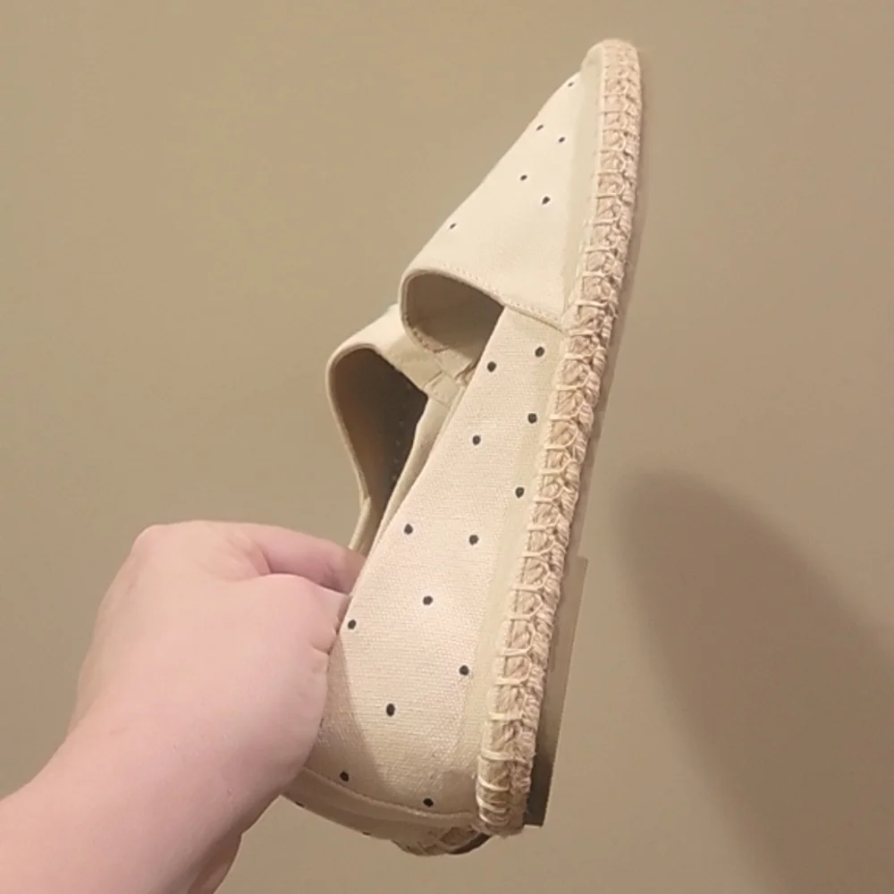 NEW! LOFT Pineapple Embroidered Espadrille Flats Flaxen Beige 6.5.